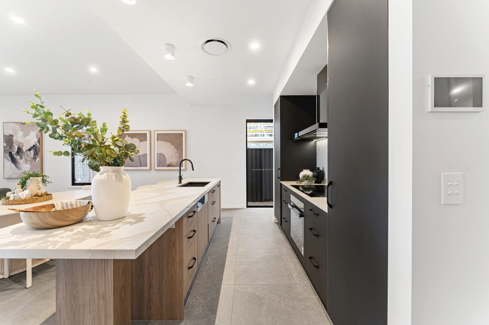 A Remarkable Home. An Extraordinary Cause