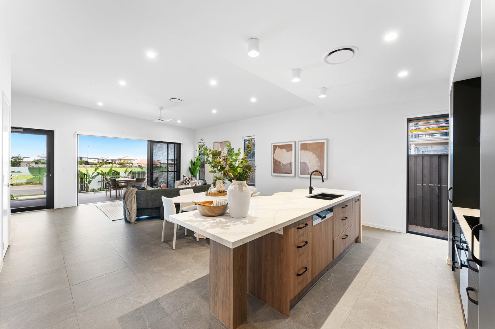 A Remarkable Home. An Extraordinary Cause