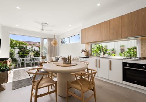 Lifestyle, Luxury, Location: Boutique Complex in River Precinct