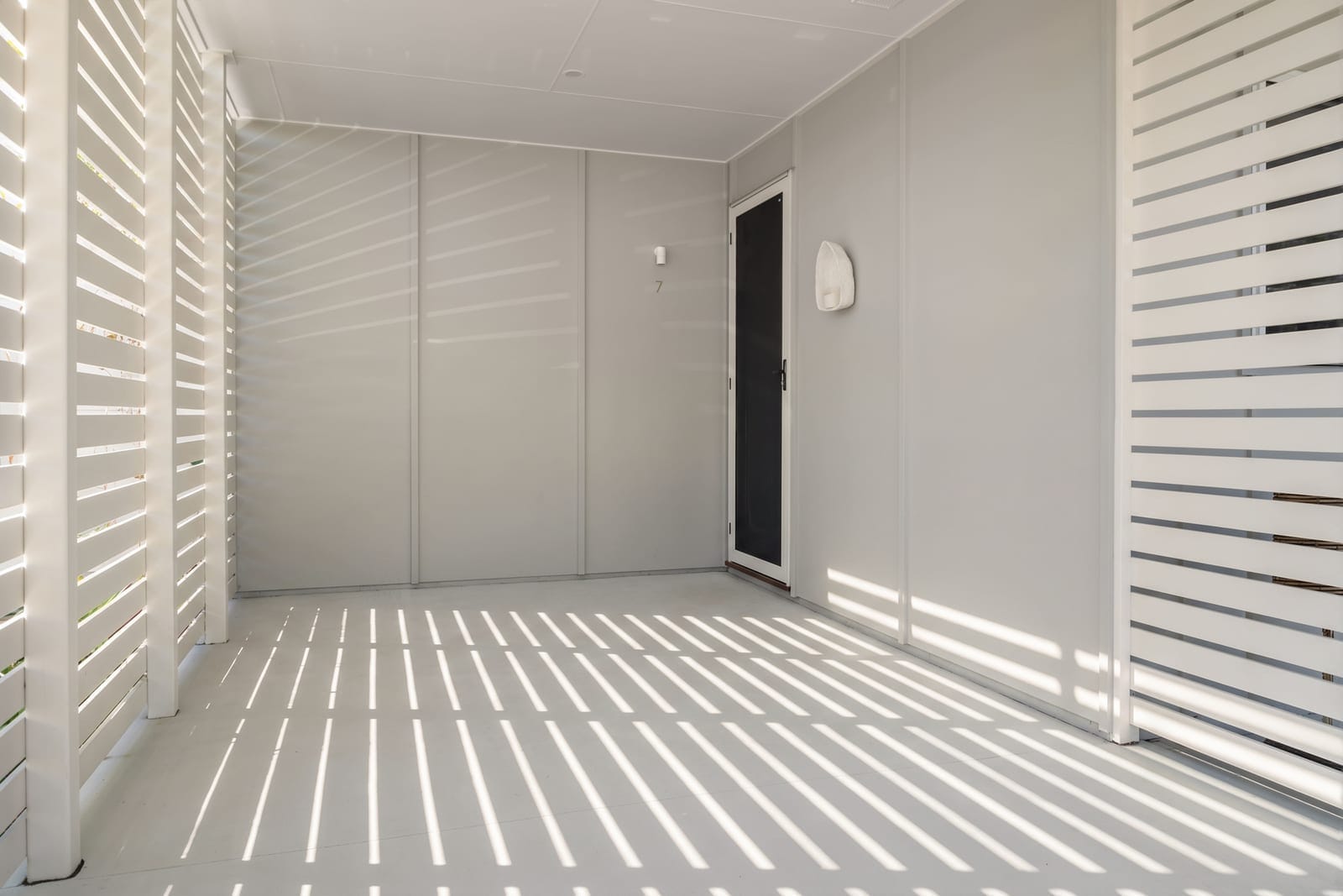 Lifestyle, Luxury, Location: Boutique Complex in River Precinct