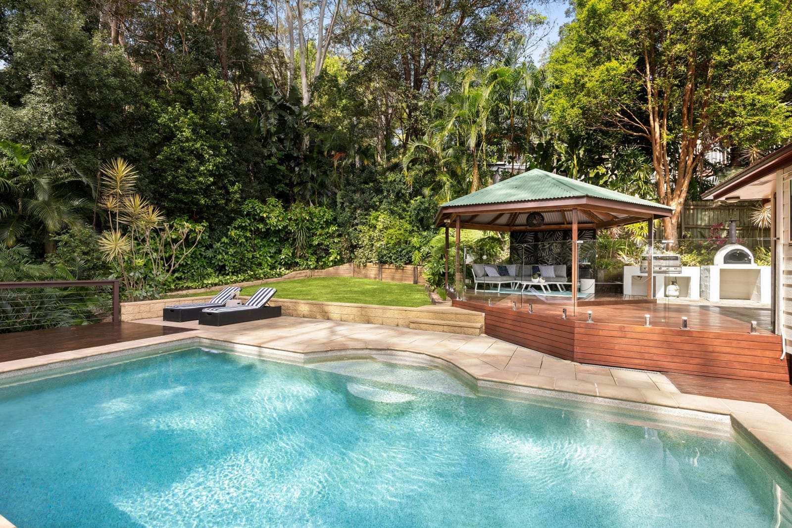 Your Private Buderim Escape with a Hinterland Backdrop
