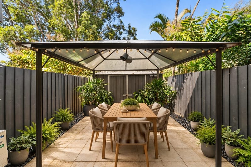 Private, Practical and Low-Maintenance Living in a High-Convenience Location