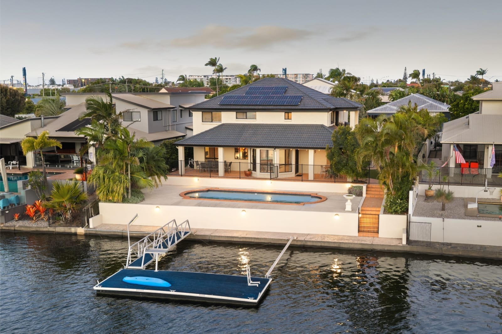 Riverfront Entertaining on a Grand Scale!