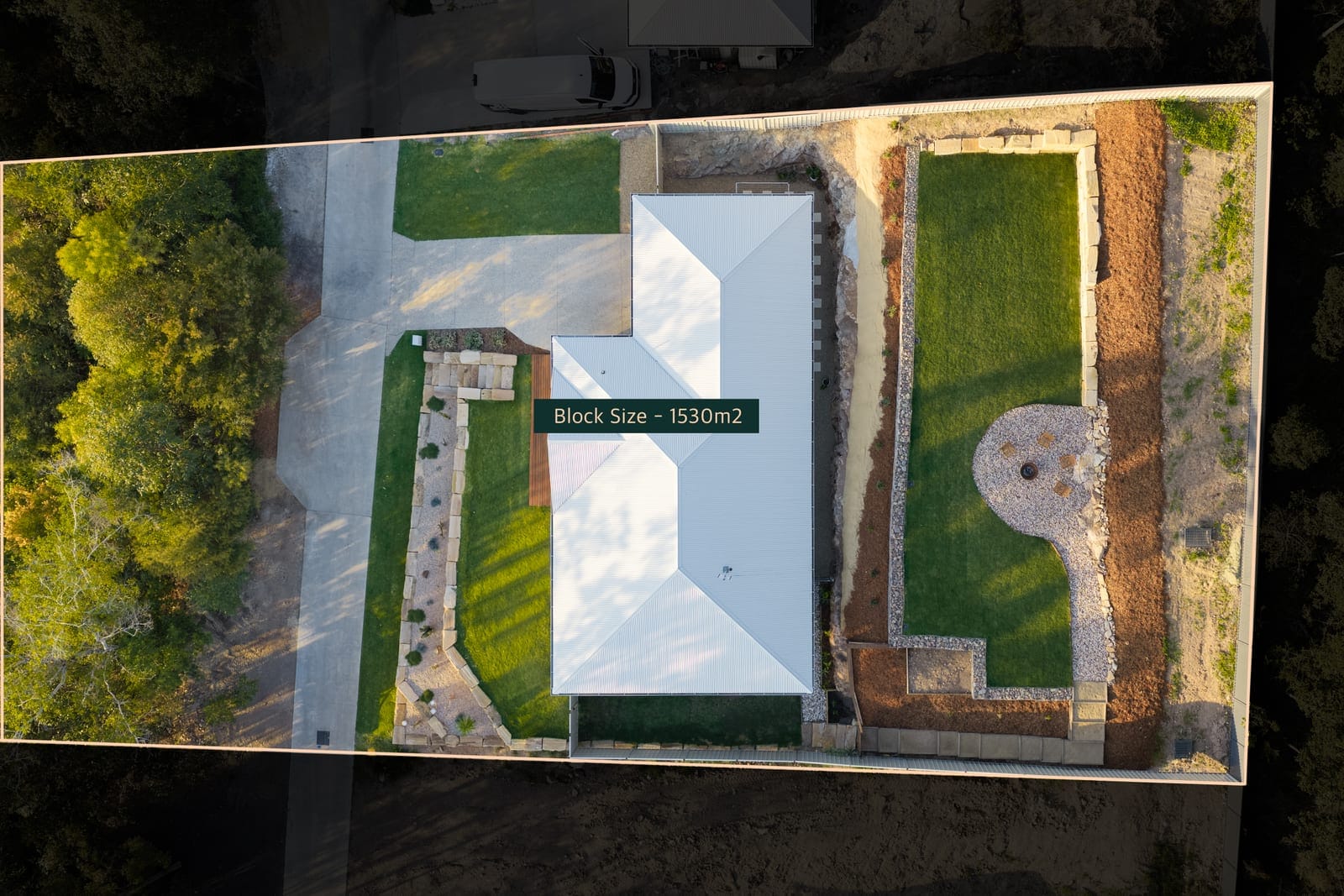 Elevated Hinterland Living - Views, Space & Serenity