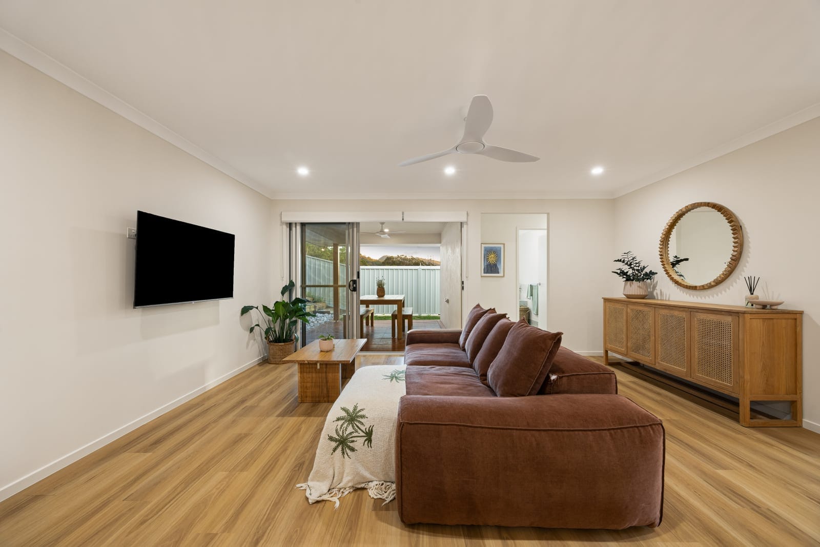 Elevated Hinterland Living - Views, Space & Serenity