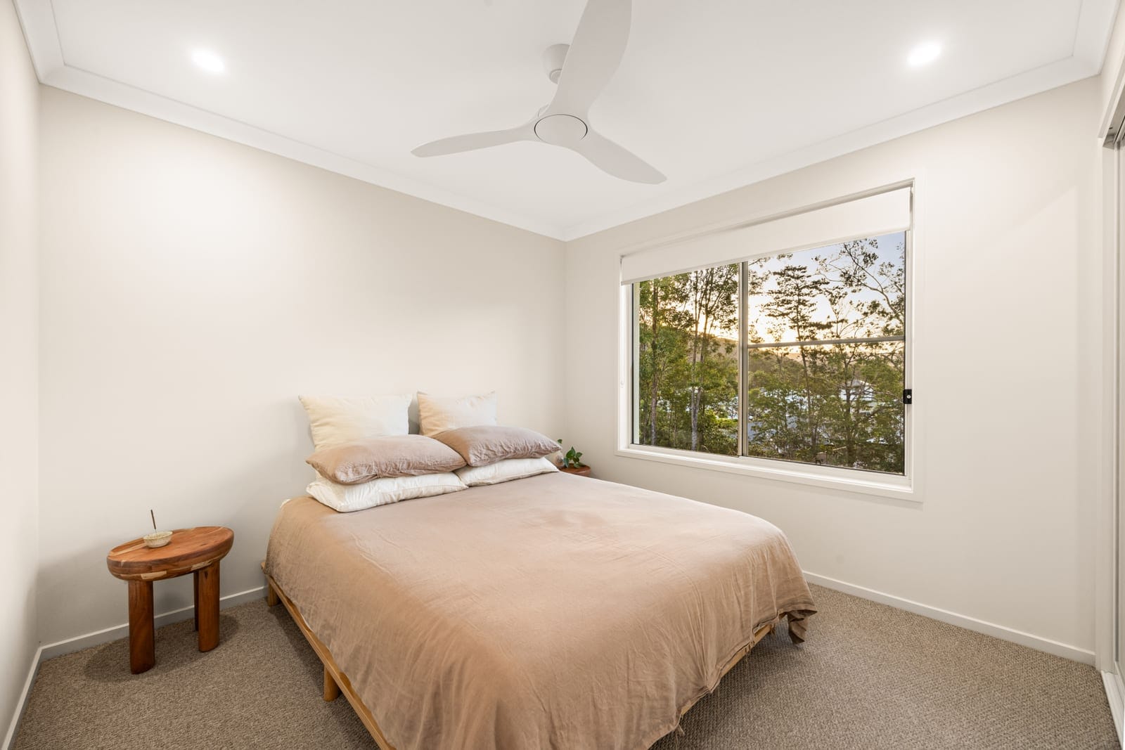Elevated Hinterland Living - Views, Space & Serenity