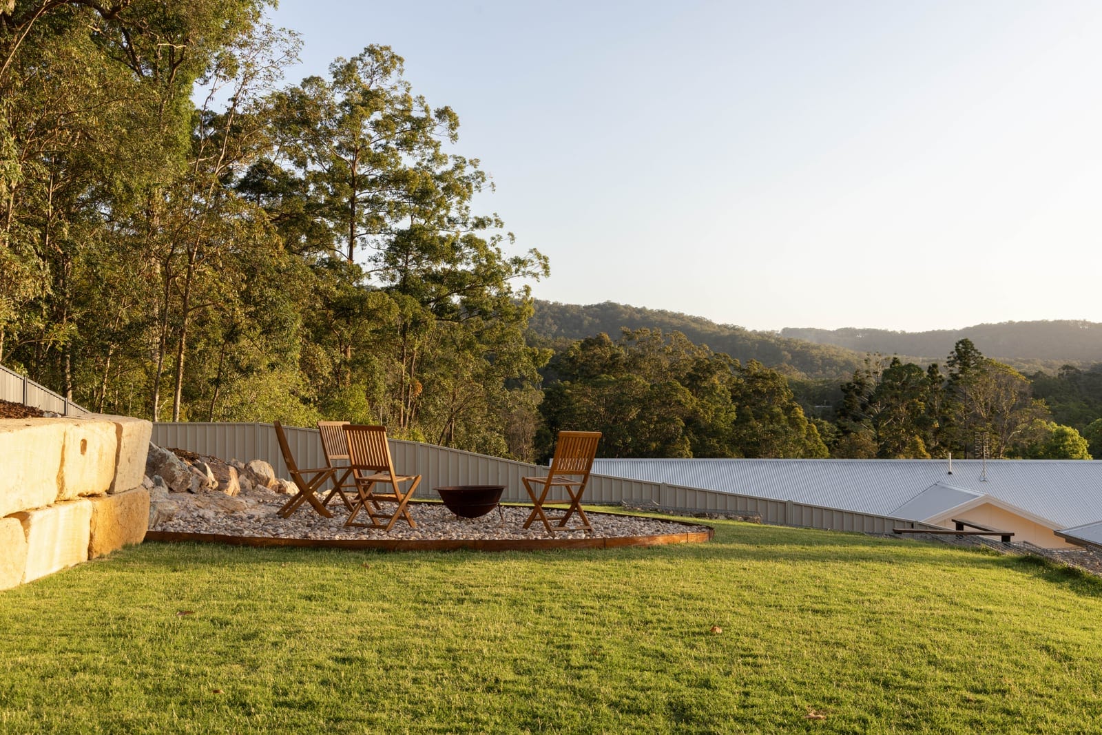 Elevated Hinterland Living - Views, Space & Serenity