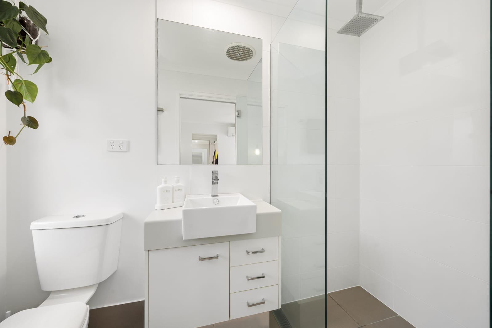 Easy-Care Buderim Living with a Backyard Made for Sunshine Coast Life