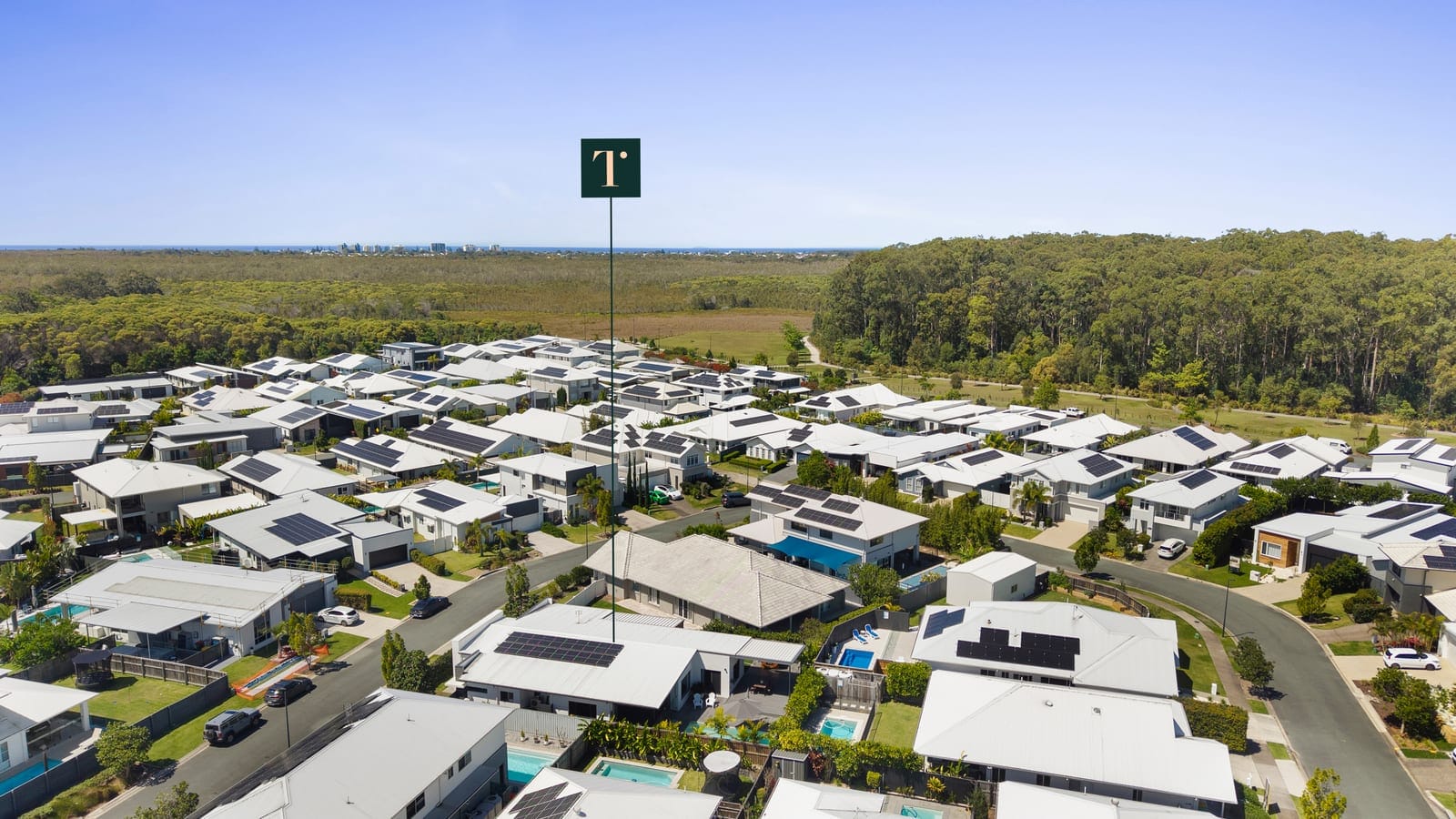 Resort-Inspired Family Living with Space to Spare