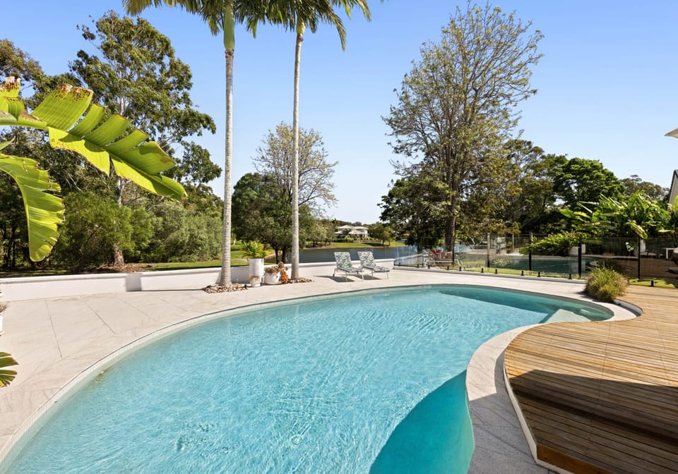 Dual Living by design, Lakeside by lifestyle!