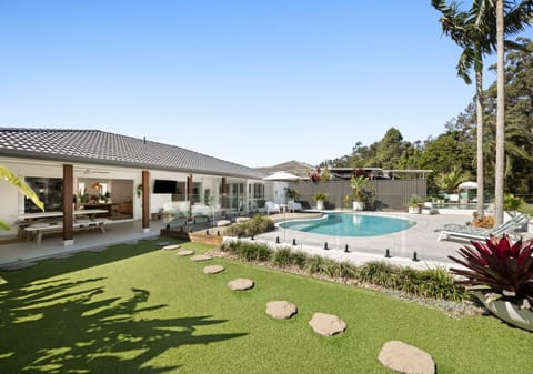 Dual Living by design, Lakeside by lifestyle!