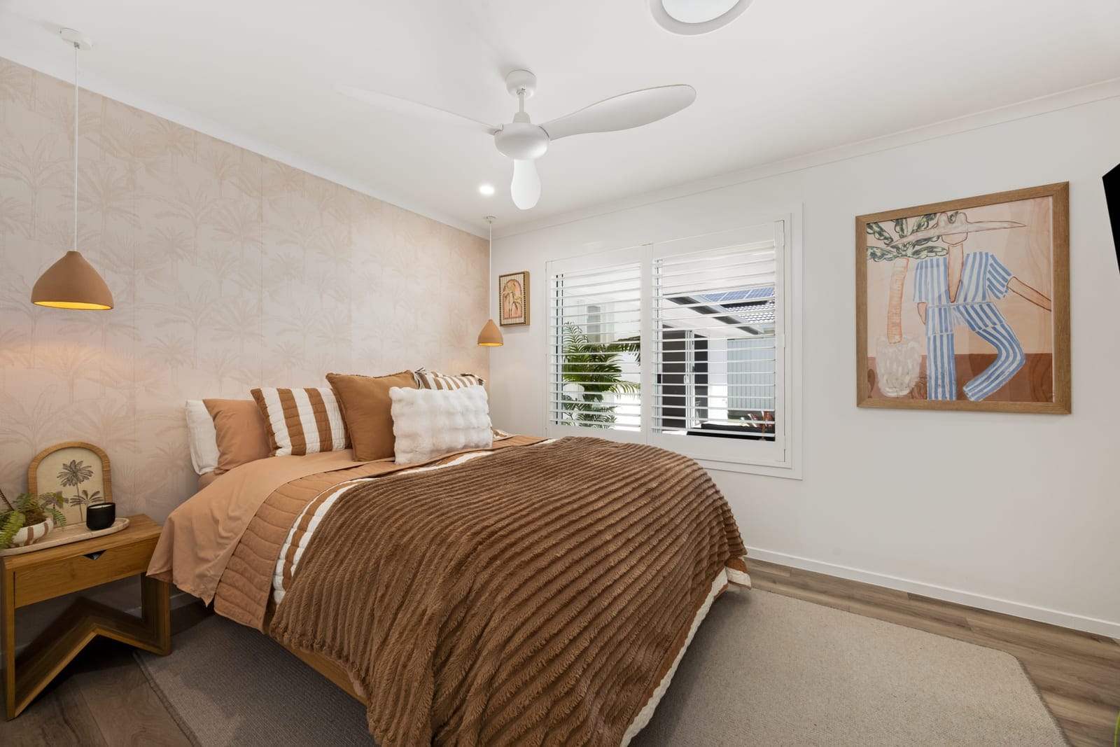 Dual Living by design, Lakeside by lifestyle!
