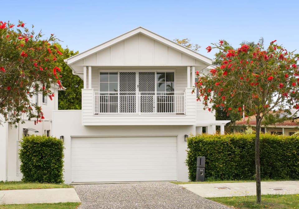 Contemporary Family Living in Central Maroochydore