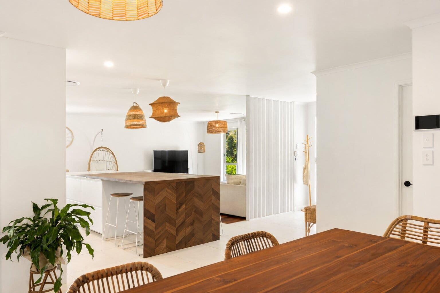 Move in Ready - Family Oasis w/ Gorgeous Hinterland Views
