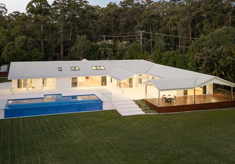 Expansive Entertainer in Elite Education Precinct