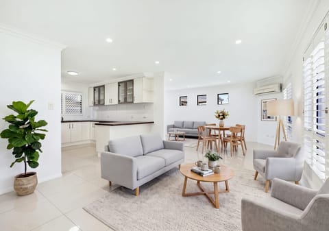 Private, House-Sized Living in Sought-After Buddina