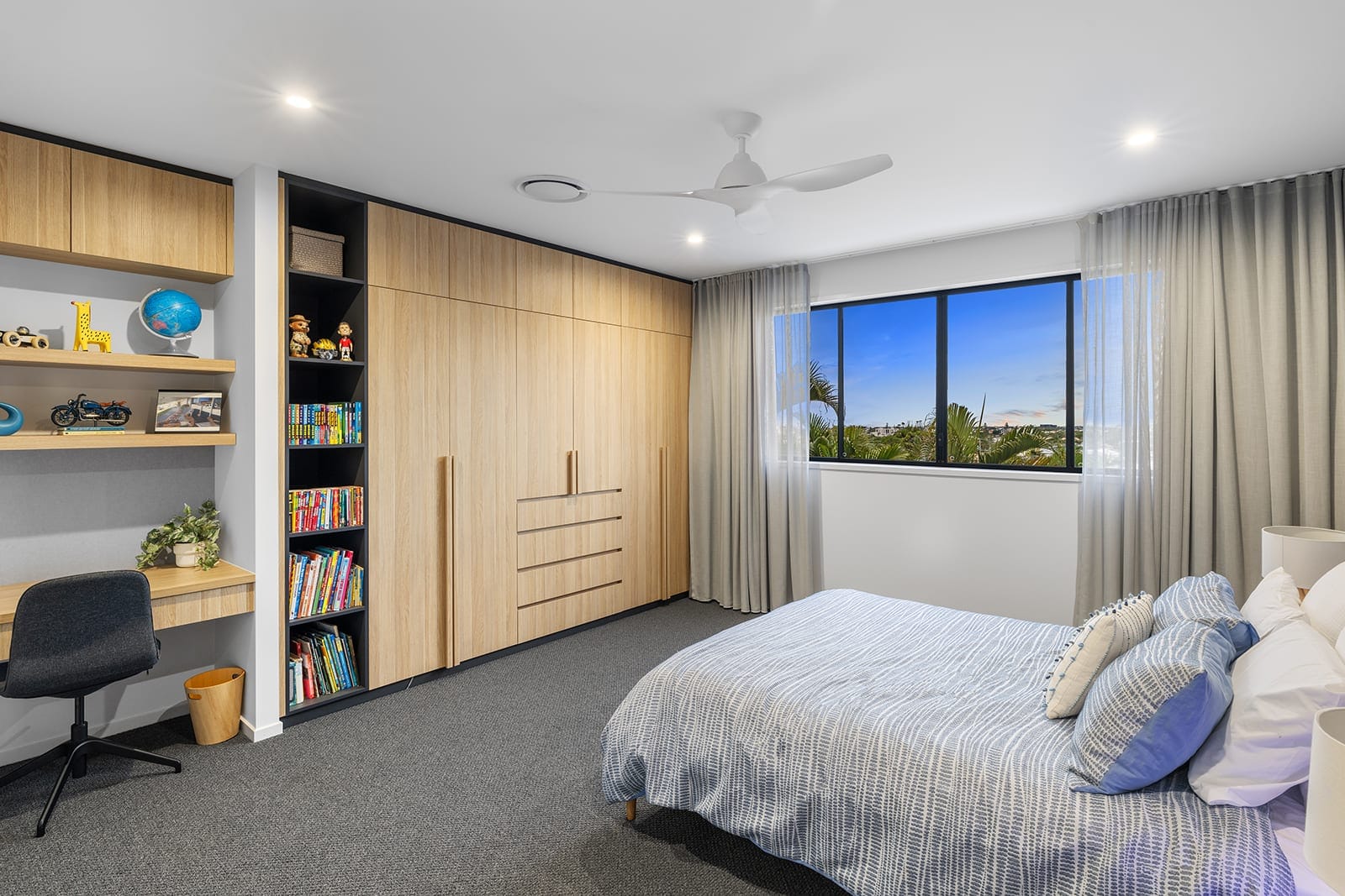Architectural Excellence. Exceptional Scale. Effortless Coastal Living.