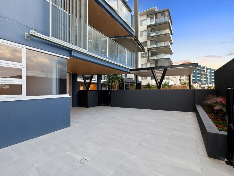I Want It All – Size, View, Alfresco Living!