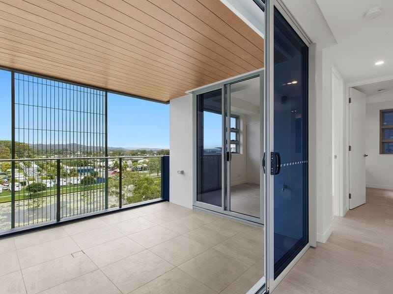 Ocean, Lagoons, & Park View to Savour!