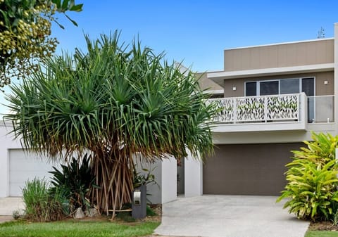 Sold By Craig Morrison