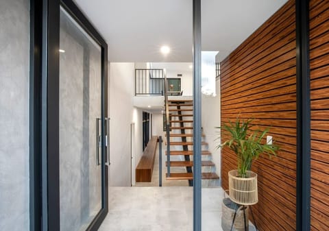 Sumptuous, Sophisticated, Stunning!