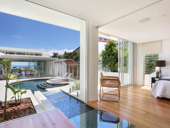 Stunning Architectural Show Stopper!