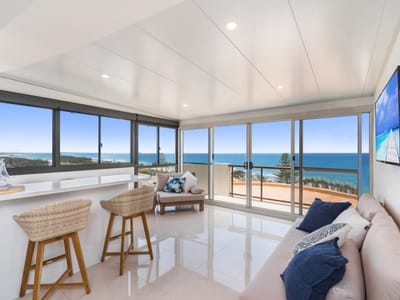 Luxury, Location, Lifestyle Penthouse Perfection!