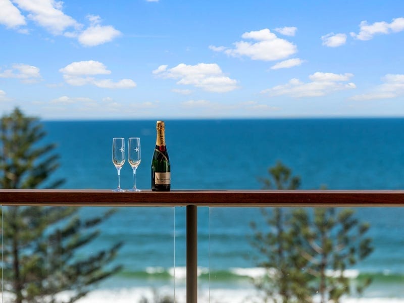 Luxury, Location, Lifestyle Penthouse Perfection!