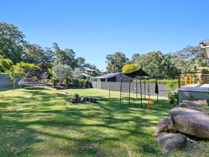 Buderim, Spacious 1293m2, Family-Friendly!