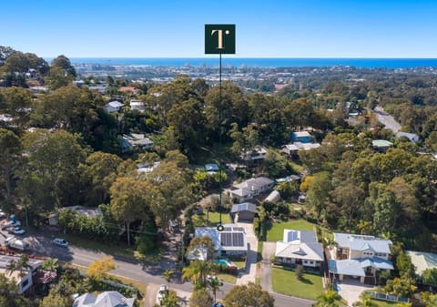 Buderim, Spacious 1293m2, Family-Friendly!