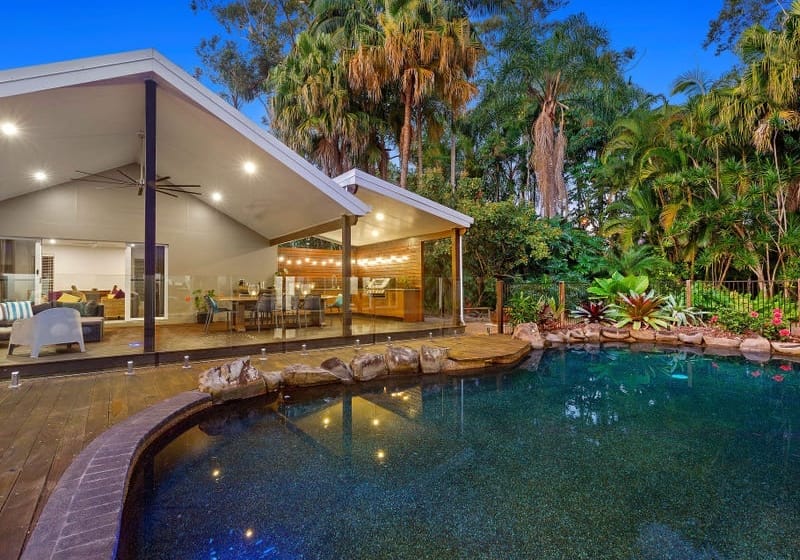 Elegant Entertainer on 1¾ Acres!