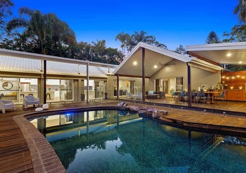 Elegant Entertainer on 1¾ Acres!