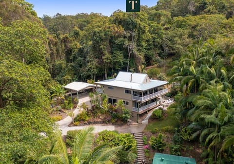 The Ultimate Rainforest Retreat In Buderims Heart...