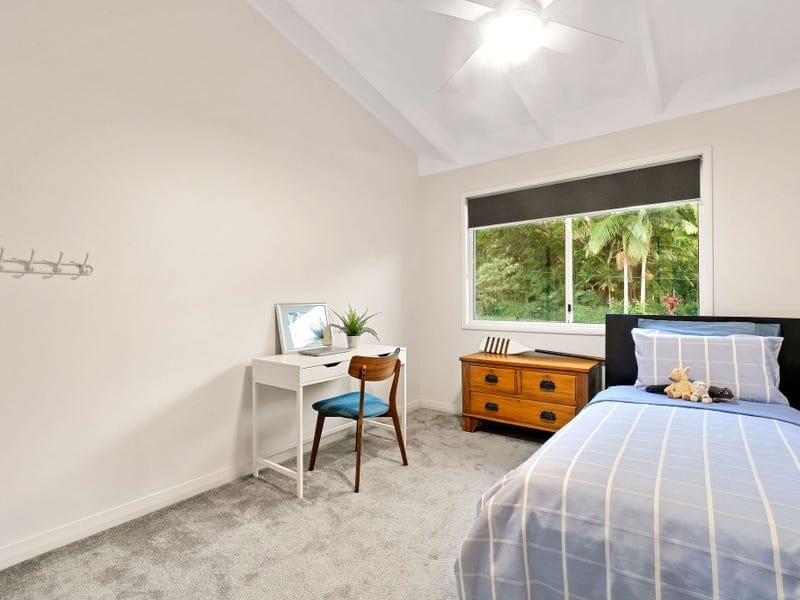 Peaceful, Ocean Views, Dual Living!