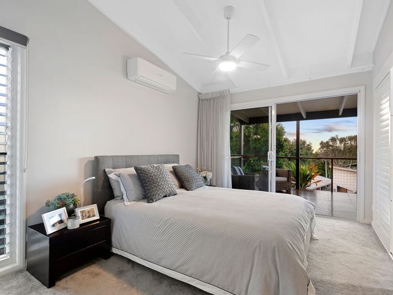 Peaceful, Ocean Views, Dual Living!