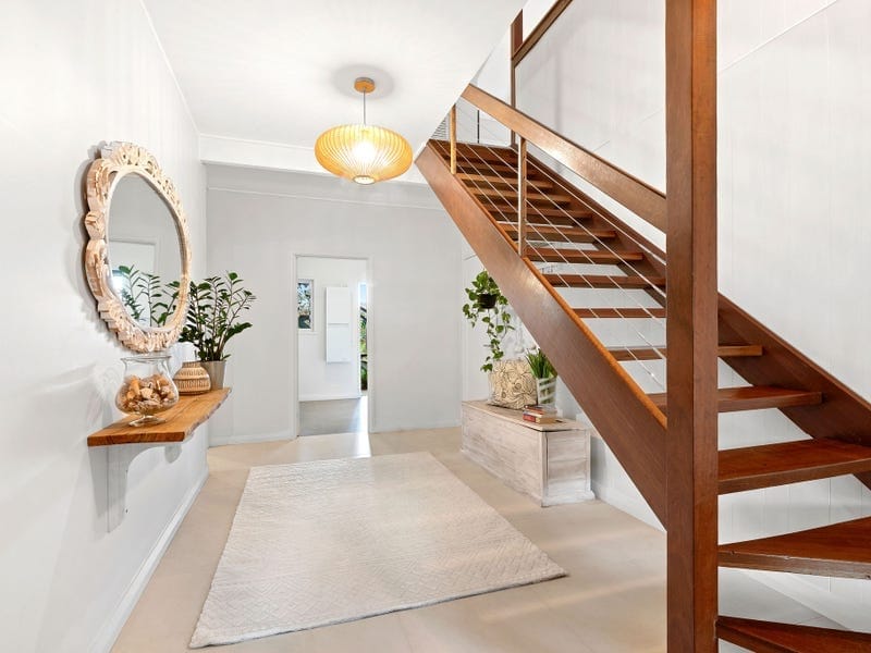 Peaceful, Ocean Views, Dual Living!