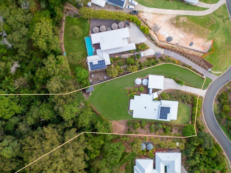 Custom-Designer Lifestyle Stunner!