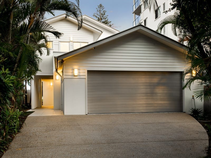 GOLDEN Location, Lifestyle, Opportunity!