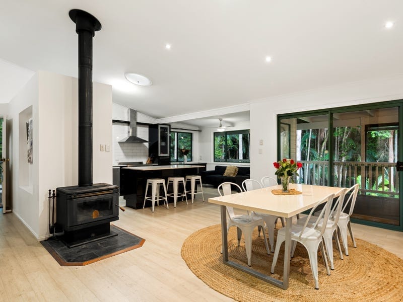 Rainforest Charmer: Private, Peaceful, Picturesque!