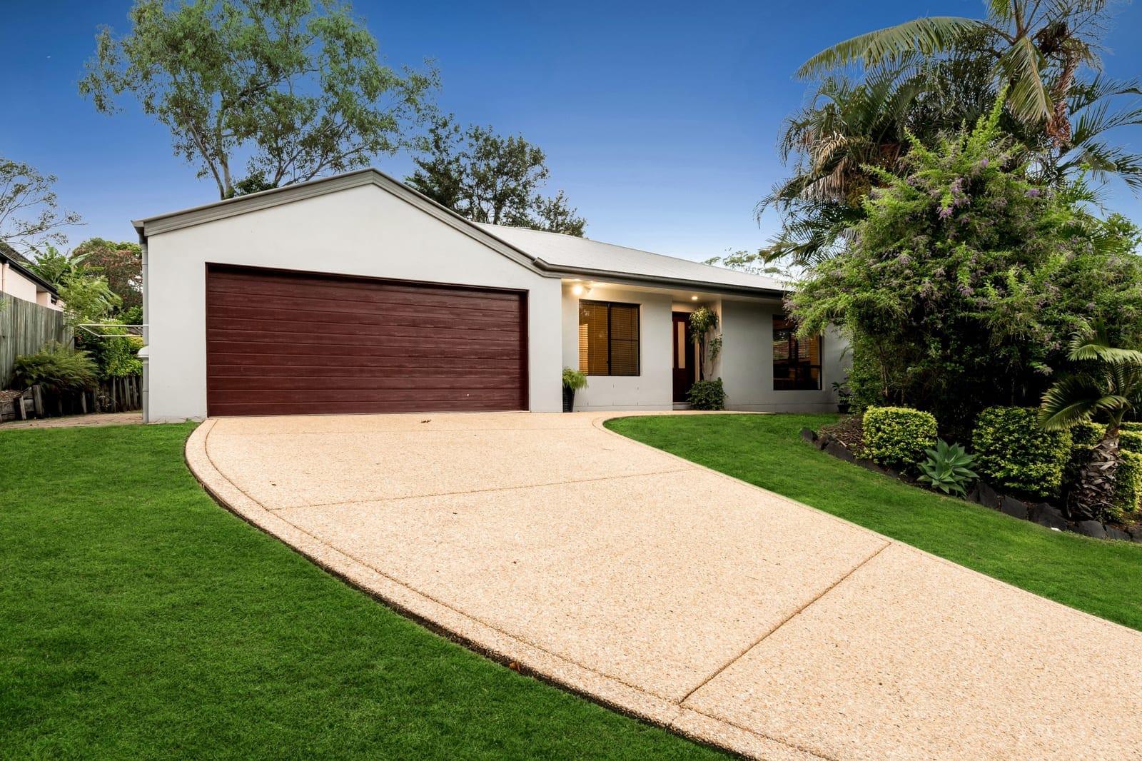 Presentation, Lifestyle, Location!