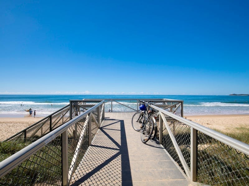 Beach Life Alex - 221m2 Sky-Home with Storage