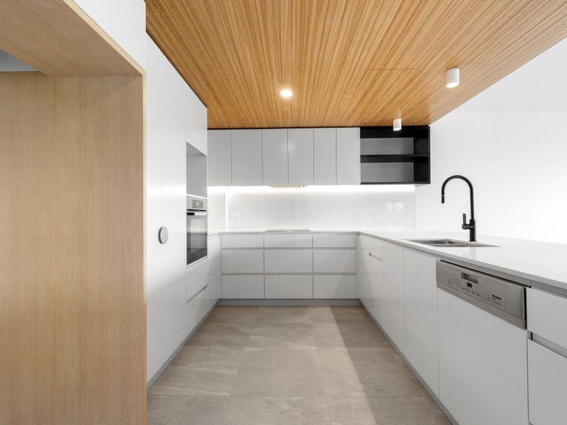 Beach Life Alex - 221m2 Sky-Home with Storage