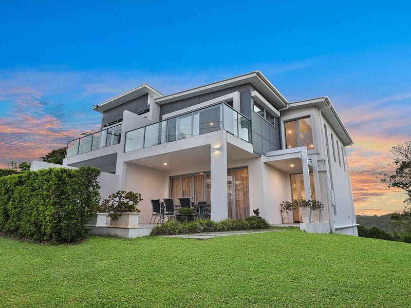 North Facing, 180° Views!