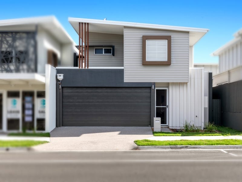 In The Heart Of Coolum Beach