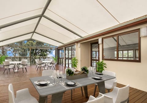 LOCATION, VIEWS AND THE PERFECT AIR BNB!